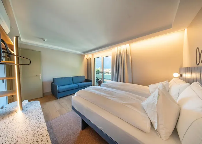 Hop Apartments & Suites